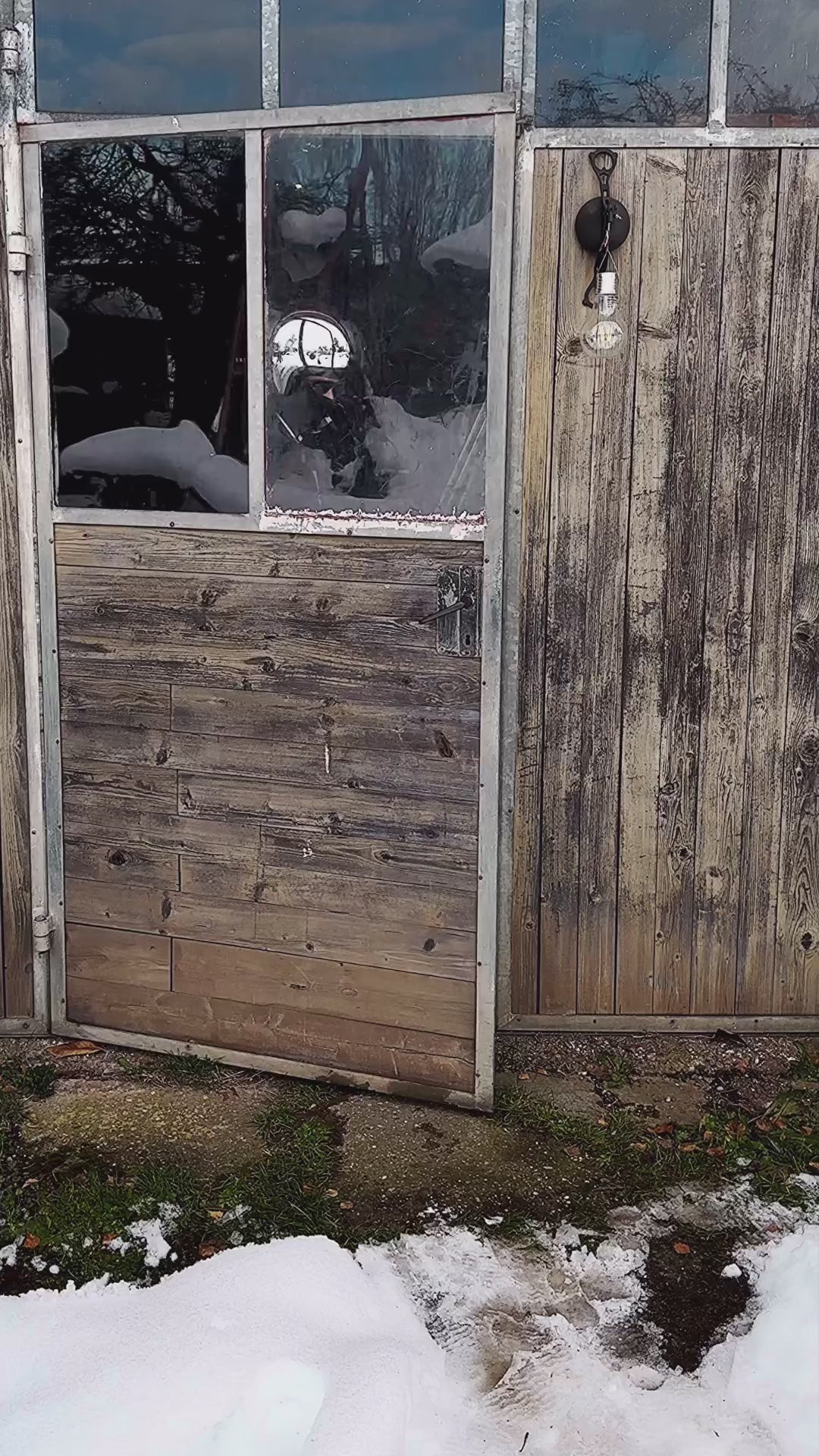 BLACK FLAMES SILVER 3D CRYSTAL