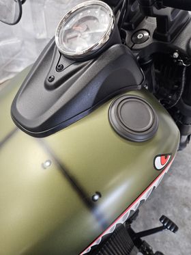 METAL SHARK - Iron - SimonKustom