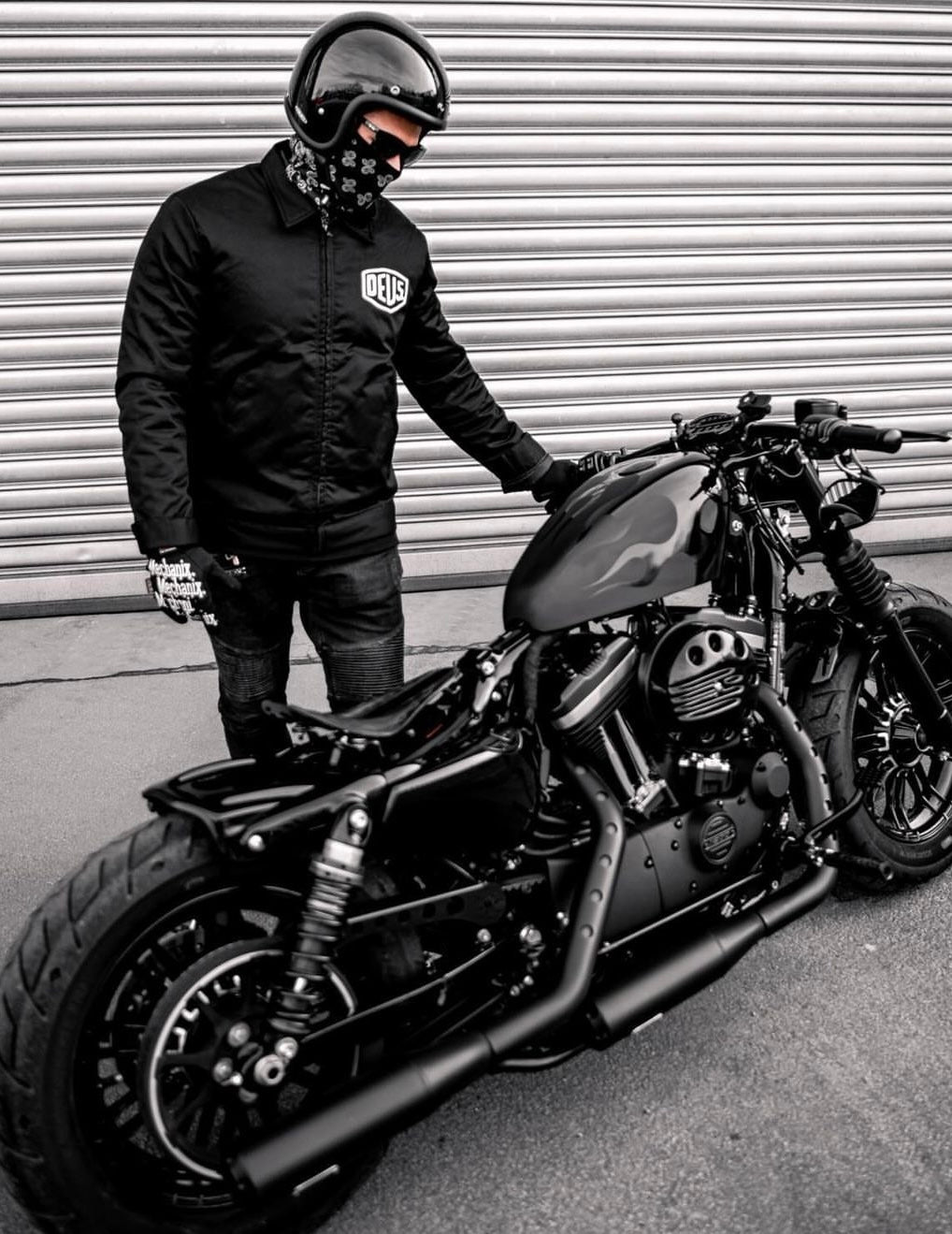 DOUBLE VARNISH - Iron - SimonKustom