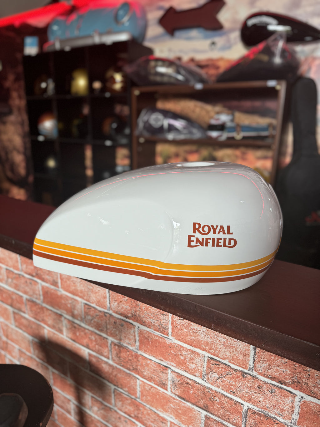 Vintage Royal - SimonKustom