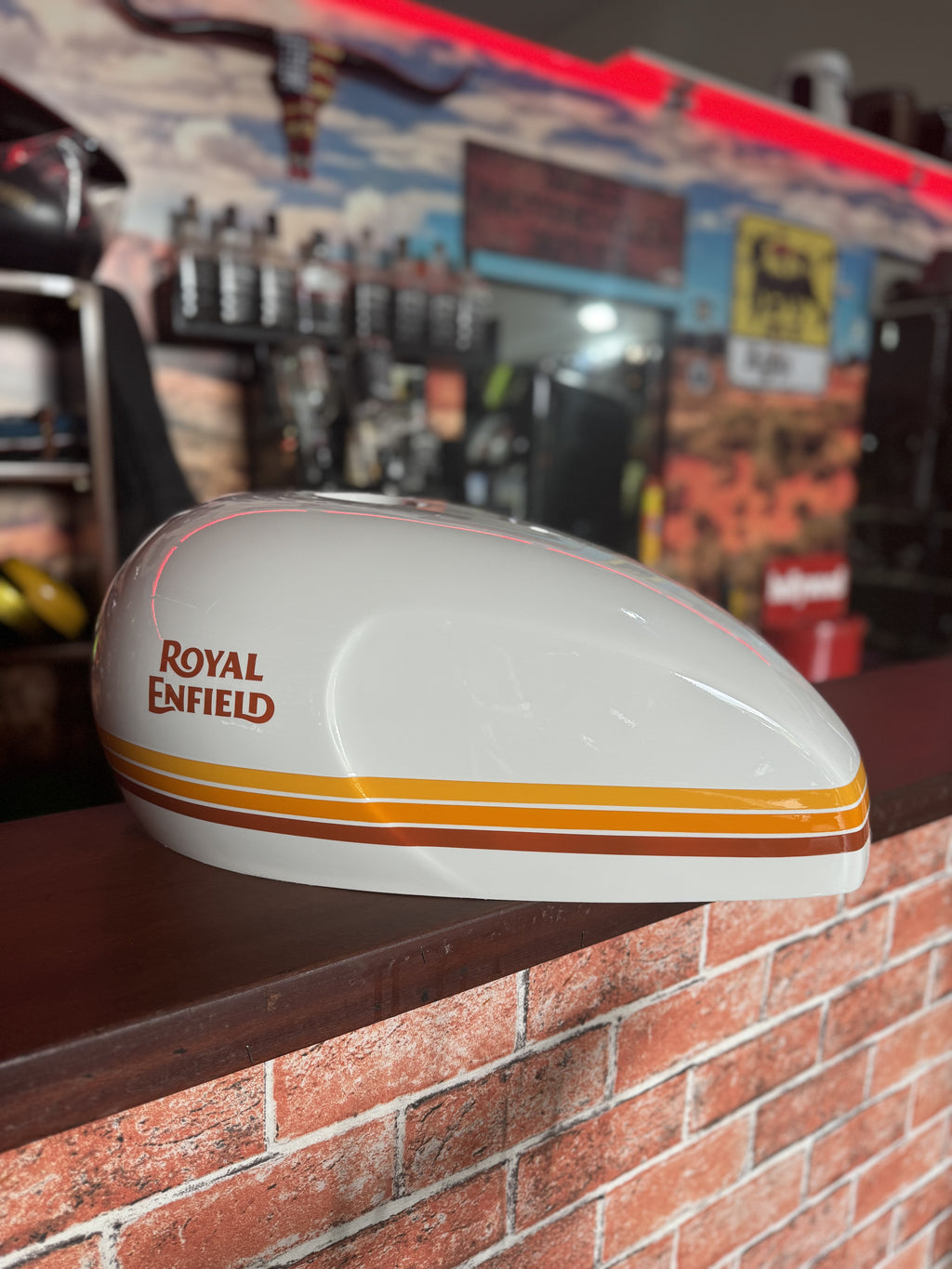 Vintage Royal - SimonKustom