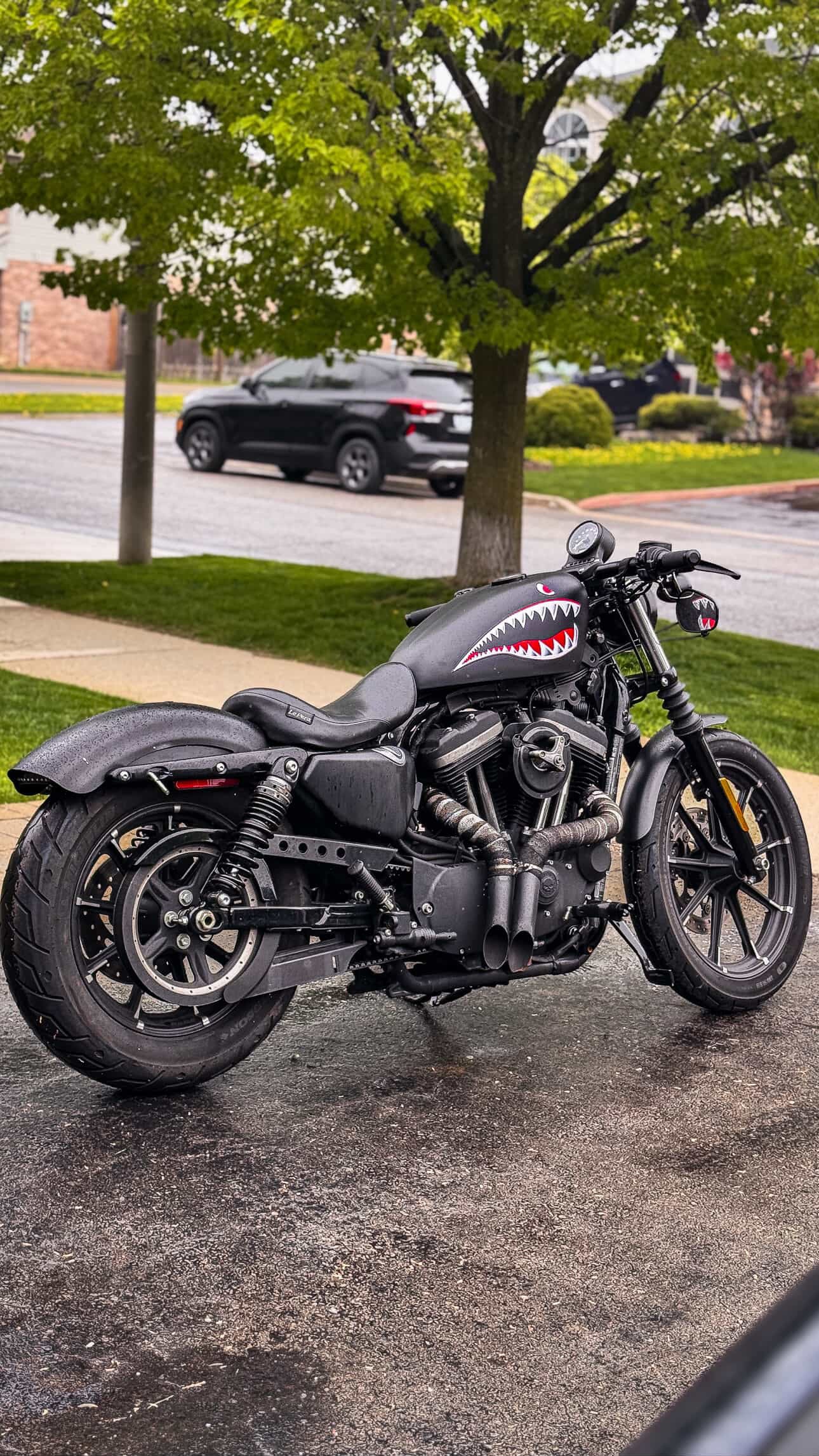 SHARK MOUTH - Iron - SimonKustom