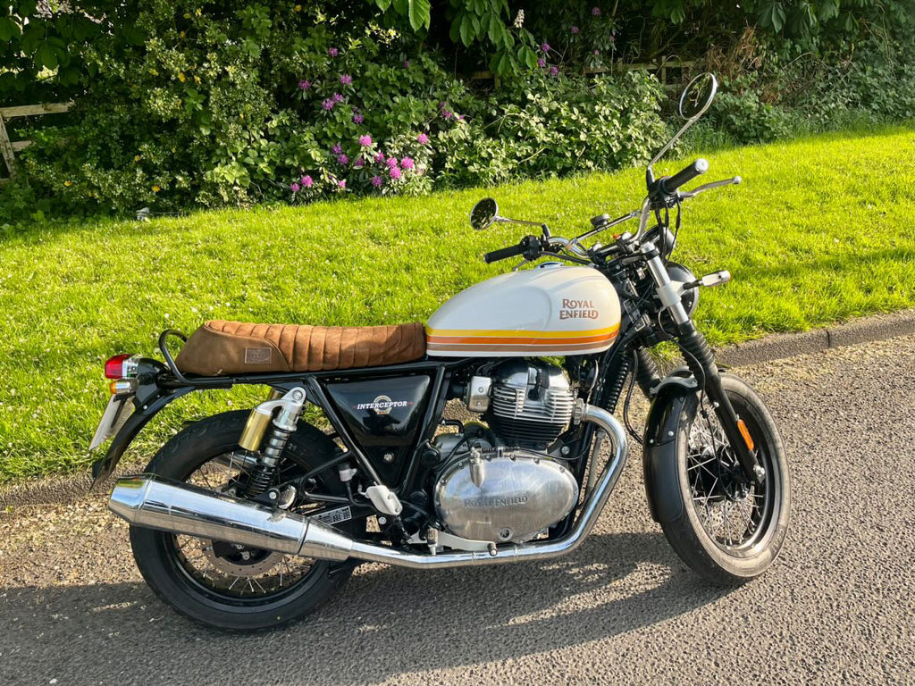 Vintage Royal - SimonKustom