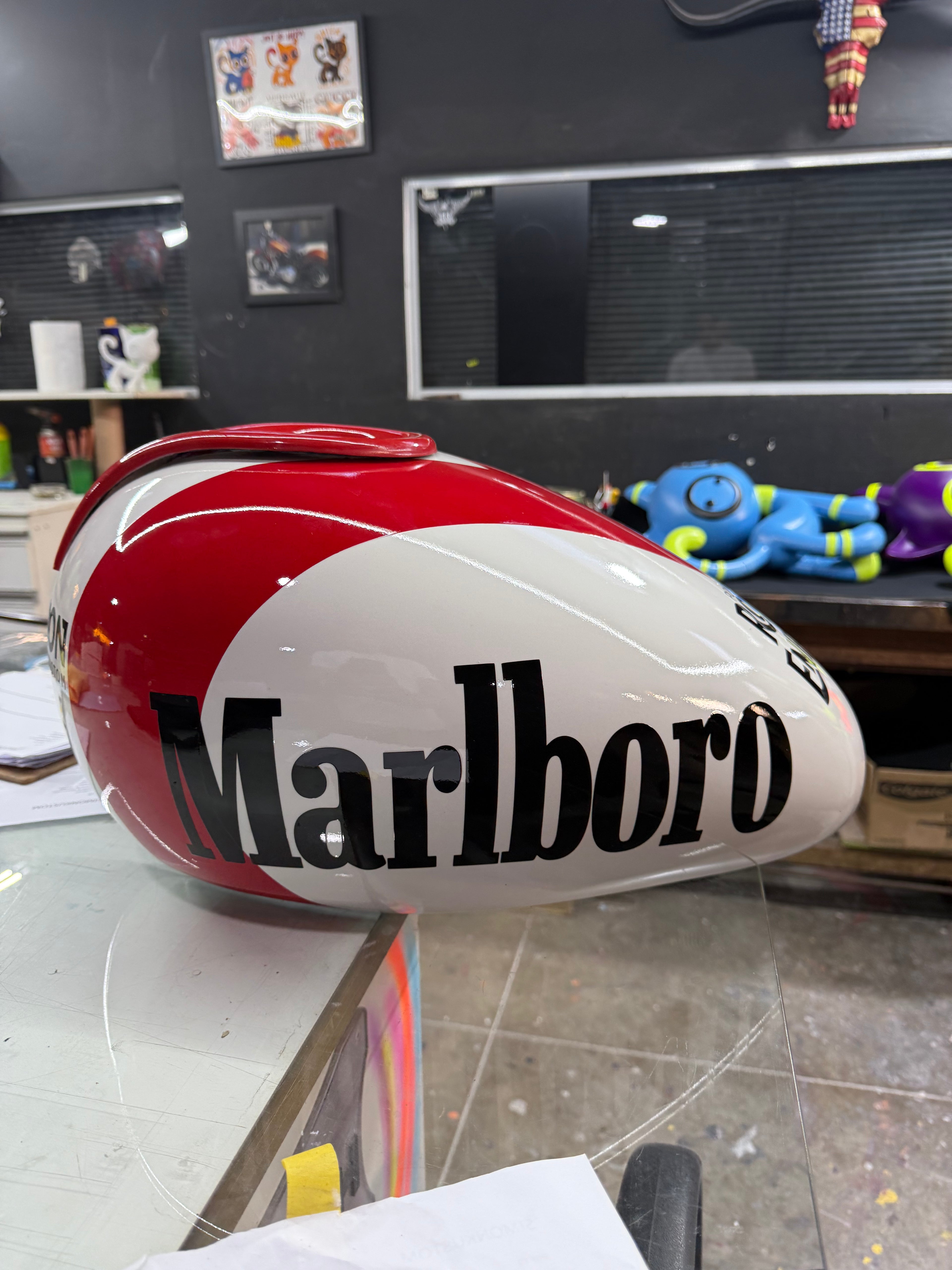 MARLBORO - Royal Enfield