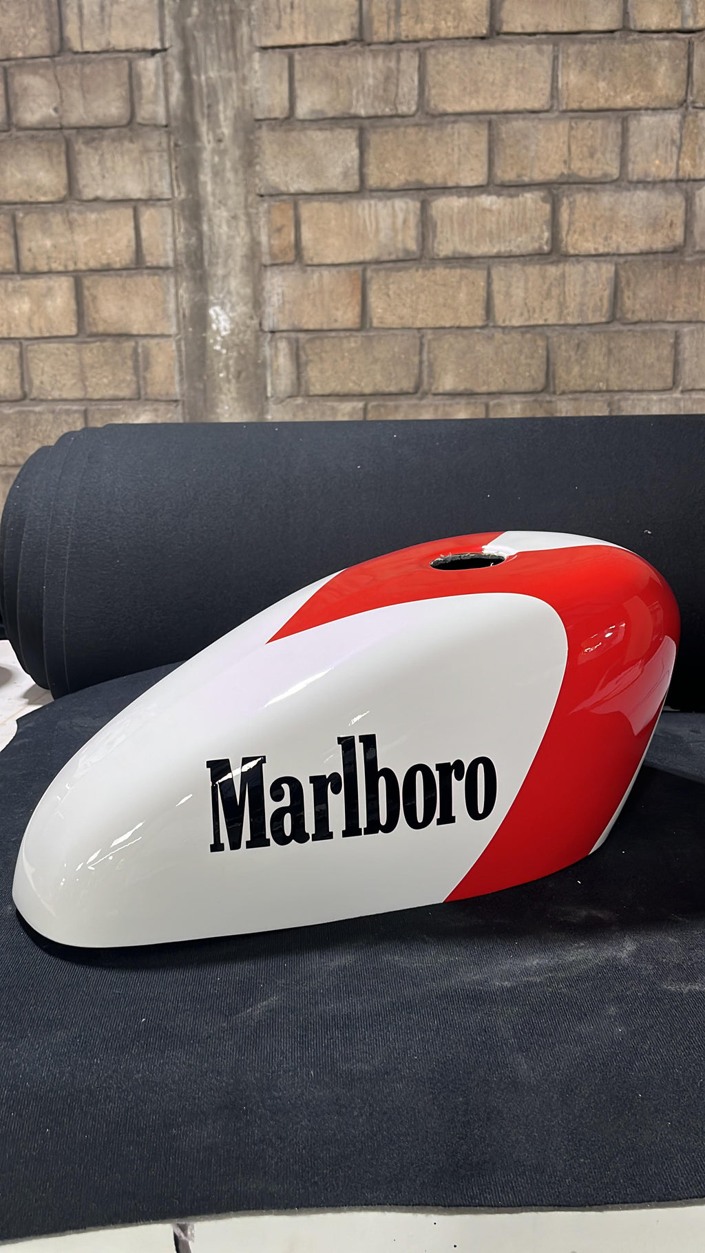 MARLBORO - Iron - SimonKustom