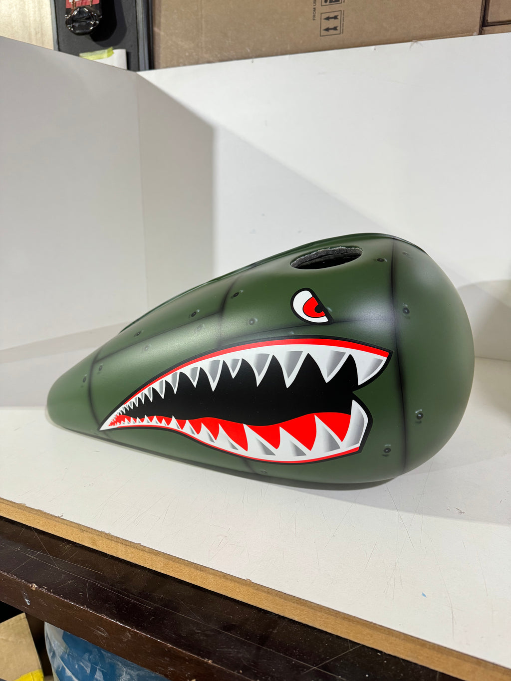 METAL SHARK - Iron - SimonKustom