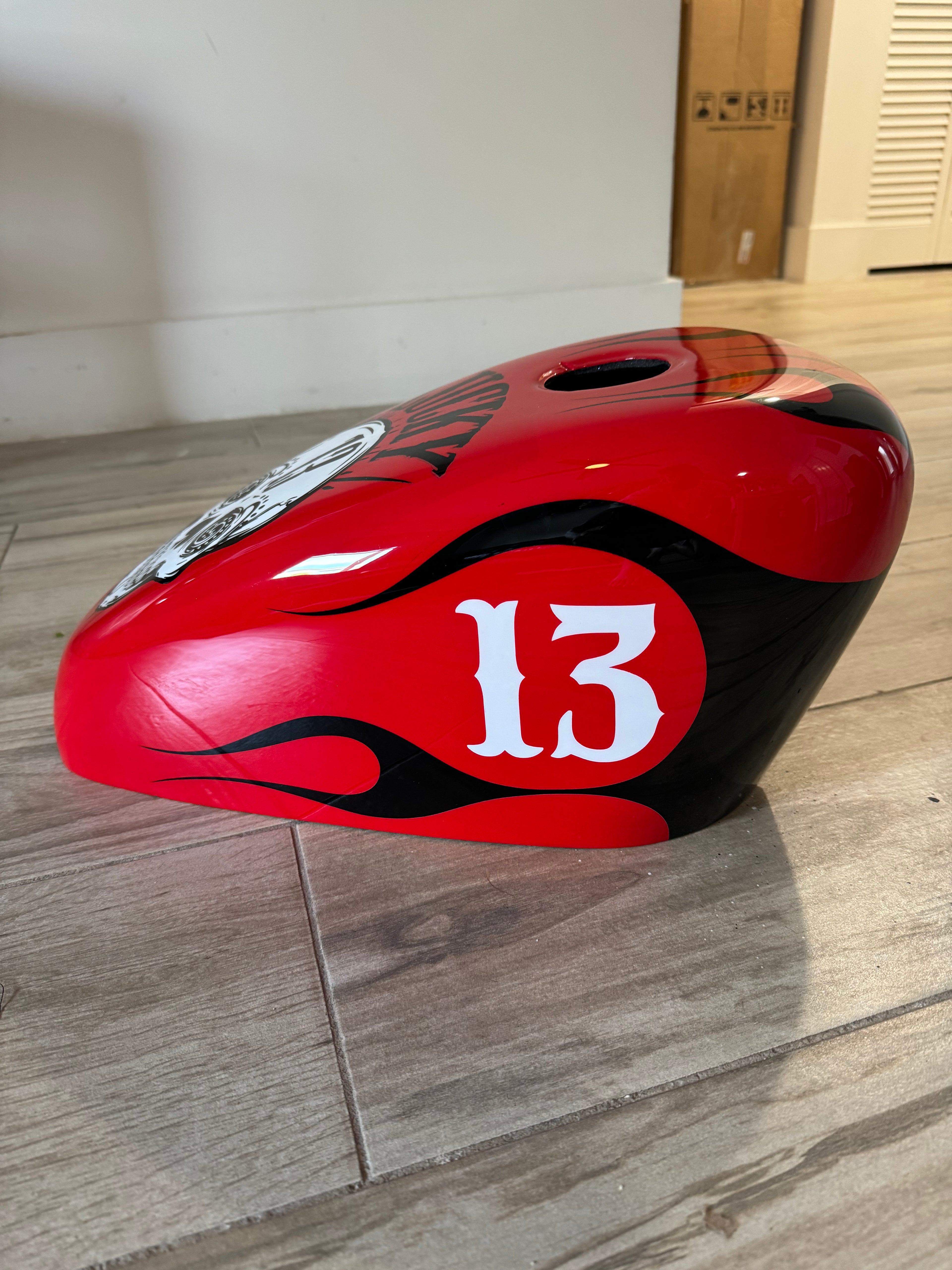 LUCKY 13 - Iron - SimonKustom