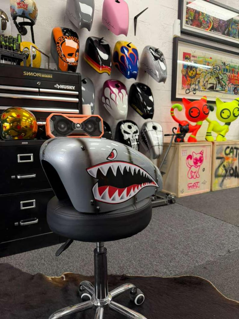 Metal Shark 883 Iron - Miami Store / 3.3Gl