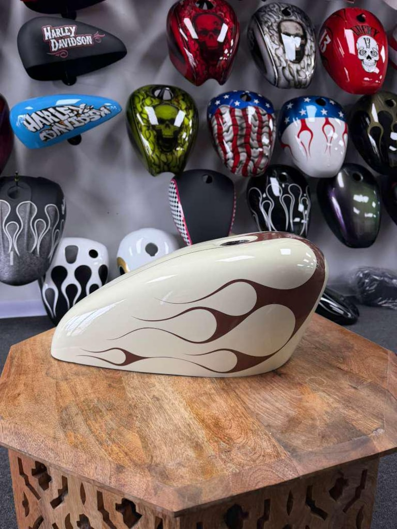 Flames 883 Iron 1200 - Miami Store / 3.3Gl - SimonKustom