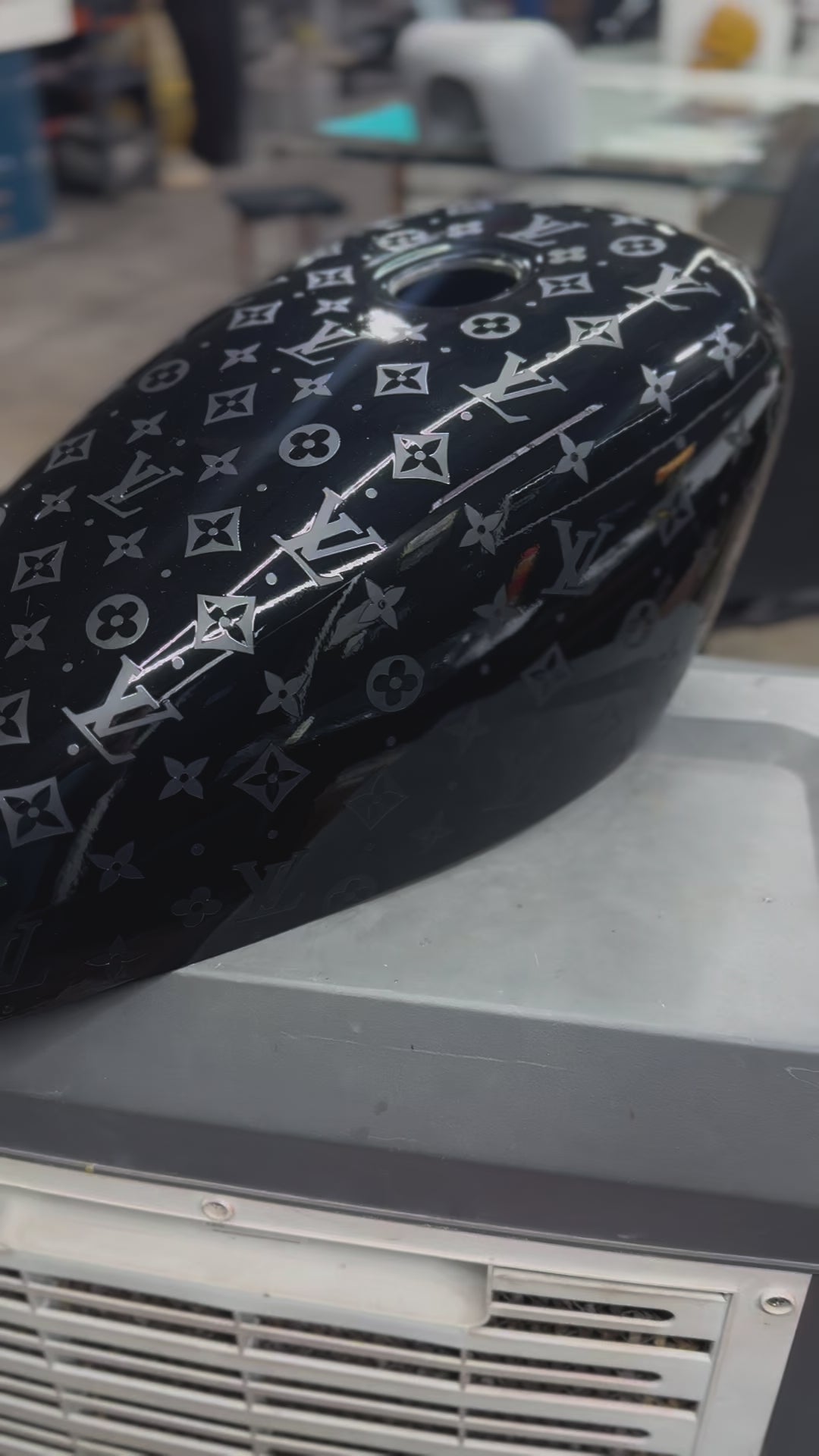 LV Black Edition